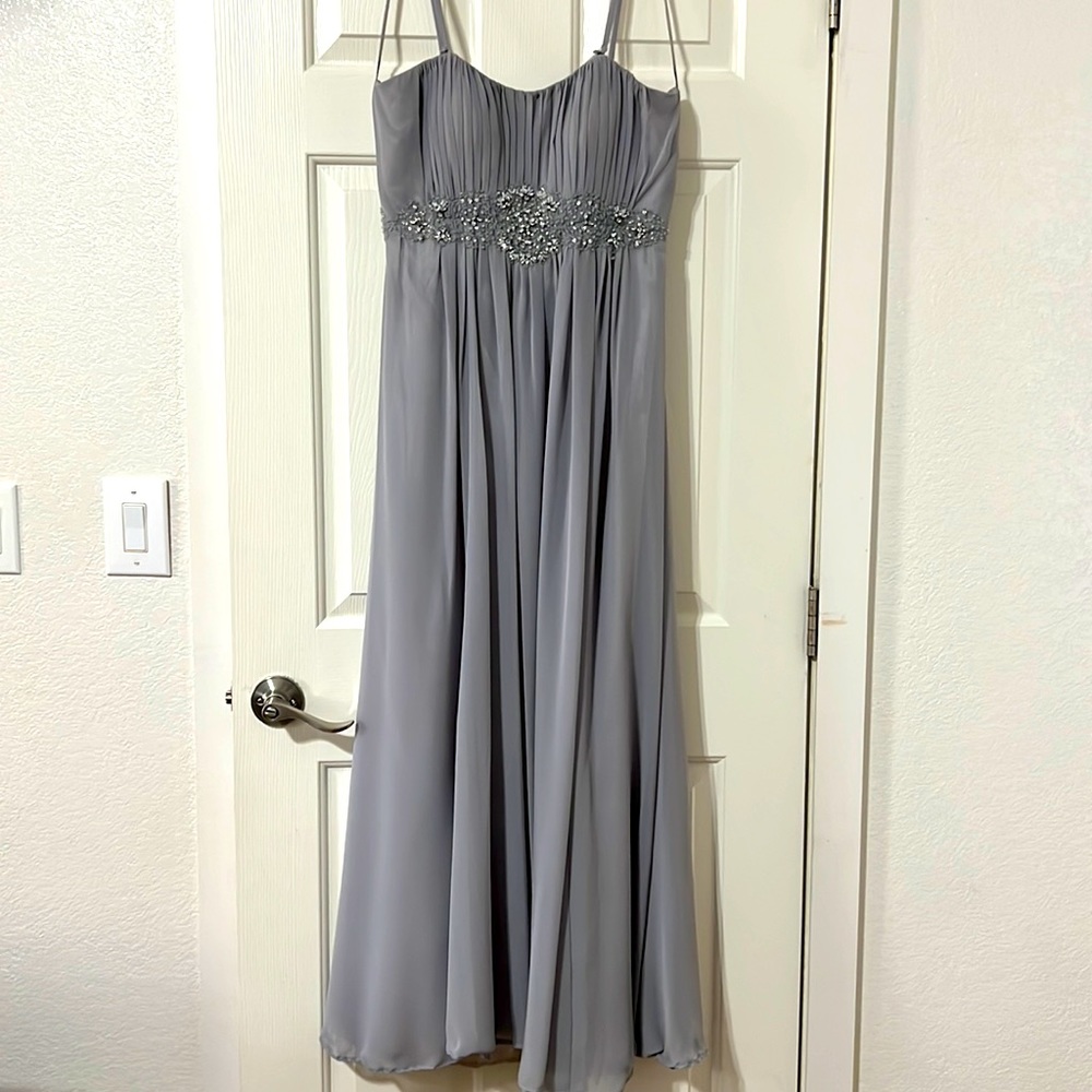 Fiesta Fashion. Long Dress. Large. Gray